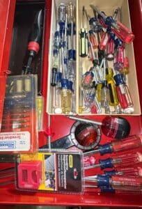 Assorted-Craftsman-and-Master-Mechanic-Screwdrivers