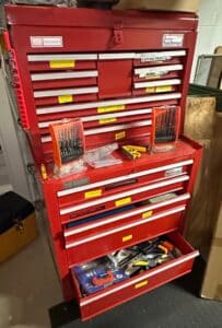 Craftsman-Red-Metal-Rolling-Tool-Chest