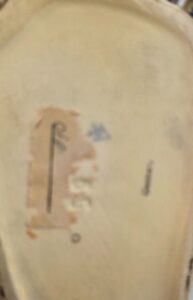 Goebel-Hummel-Ski-Heil-Figurine-third-image