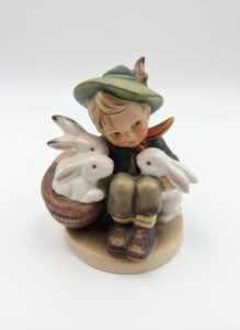 Hummel-Playmates-Figurine