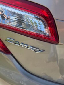 Toyota-Camry-LE-Sedan-second-image