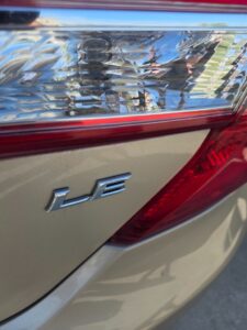 Toyota-Camry-LE-Sedan-third-image