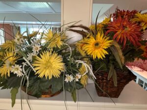 Artificial-Floral-Arrangements-in-Wicker-Baskets-fourth-image