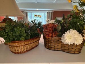 Artificial-Floral-Arrangements-in-Wicker-Baskets-third-image