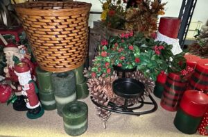Christmas-Themed-Layered-Candles-and-Ornaments-second-image