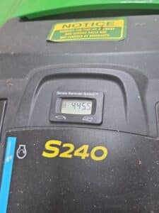 John-Deere-S-Lawn-Tractor-second-image