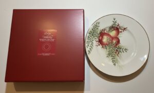 Lenox-Williamsburg-Boxwood-and-Pine-Salad-Plate