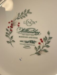 Lenox-Williamsburg-Boxwood-and-Pine-Salad-Plate-second-image