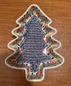 Manufaktura-Polish-Pottery-Christmas-Tree-Candle-Holder-and-Candy-Dish-third-image