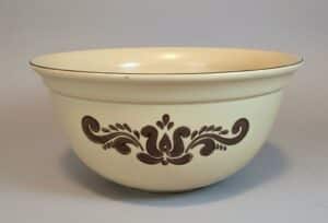 Pfaltzgraff-Village-Dough-Bowl
