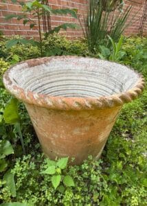 Terracotta-Rope-Twist-Rim-Planter-1