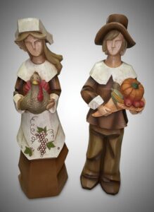 Thanksgiving-Pilgrim-Couple-Figurines