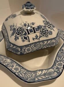 Wood-Sons-Wincanton-Covered-Vegetable-Dish-second-image