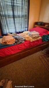 Assorted-Bed-Linens