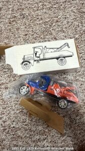 Ertl-Kenworth-Wrecker-Bank