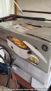 GE-Quart-Roaster-Oven-with-Buffet-Server