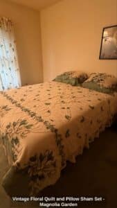 Vintage-Floral-Quilt-and-Pillow-Sham-Set-Magnolia-Garden