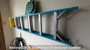 Werner-ft.-Aluminum-Extension-Ladder