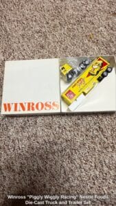 Winross-Piggly-Wiggly-Racing-Nestle-Foods-Die-Cast-Truck-and-Trailer-Set