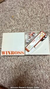 Winross-Reeses-Pieces-Trailer