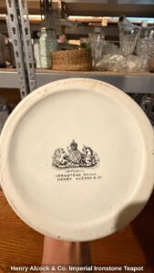 Henry-Alcock-Co.-Imperial-Ironstone-Teapot-second-image