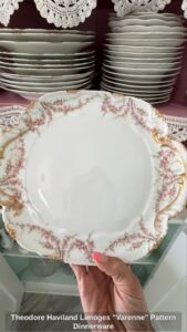 Theodore-Haviland-Limoges-Varenne-Pattern-Dinnerware-third-image
