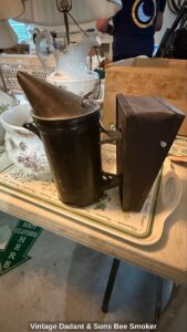 Vintage-Dadant-Sons-Bee-Smoker