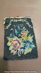 Vintage-Floral-Petit-Point-Beaded-Handbag