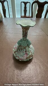 Vintage-Nippon-Moriage-Hand-Painted-Vase