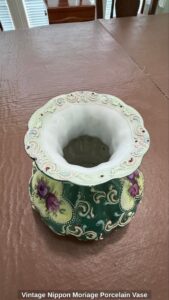 Vintage-Nippon-Moriage-Porcelain-Vase-second-image