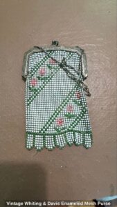 Vintage-Whiting-Davis-Enameled-Mesh-Purse