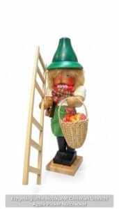 Erzgebirgische-Holzkunst-Christian-Ulbricht-Apple-Picker-Nutcracker-1