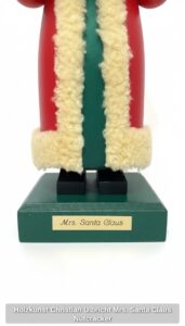 Holzkunst-Christian-Ulbricht-Mrs.-Santa-Claus-Nutcracker-second-image-1