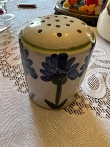 Lville-Stoneware-_bachelor-button-cornflower_-pattern-powered-sugar-caster1