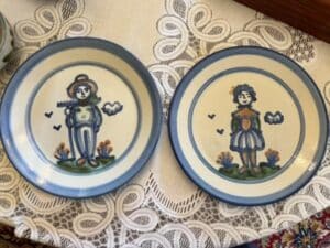 MA-Hadley-Country-Farmer-and-Farmer_s-Wife-plates-signed-1