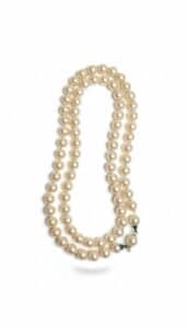 Graduated-Faux-Pearl-Necklace-with-Gold-Tone-Clasp