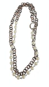 Two-Tone-Chain-Necklace-with-Faux-Pearls-and-Toggle-Clasp