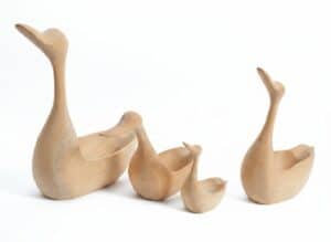 10996