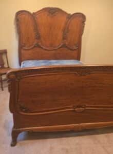 Antique-French-Louis-XV-Style-Carved-Walnut-Sleigh-Bed-second-image