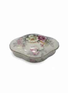 Vintage-Arnart-Porcelain-Trinket-Box-with-Roses-and-Gold-Trim