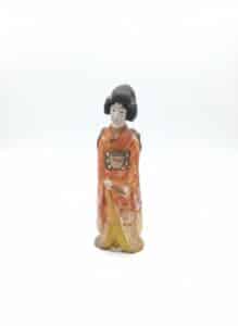 Vintage-Japanese-Satsuma-Moriage-Geisha-Figurine