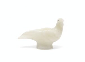 Vintage-Set-of-Birds-Doves-of-Carved-White-Stone-Quartz