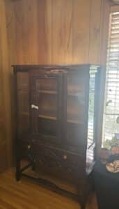 Antique-RJ-Horner-Style-Carved-Mahogany-Display-Cabinet