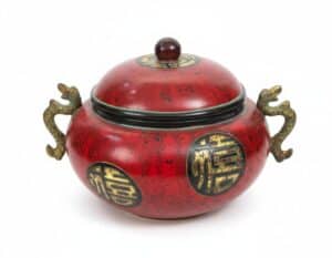 Chinese-Export-Ginger-Jar-with-Dragon-Handles