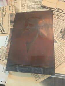 Victorian-Era-Portrait-Engraving-Plate-of-a-Gentleman