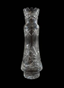 American-Brilliant-Cut-Glass-Bud-Vase-with-Starburst-and-Fan-Pattern