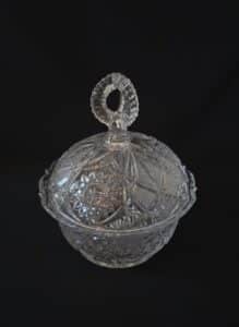 American-Brilliant-Period-Cut-Glass-Candy-Dish-with-Ring-Handle