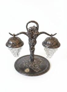Godinger-Silver-Art-Co.-Grape-Motif-Salt-and-Pepper-Caddy-with-Glass-Shakers