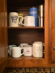 Kitchenware-Estate-Lot-with-Sango-Nova-Brown-Dinnerware-second-image