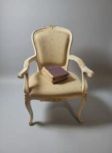 Pair-of-Vintage-French-Provincial-Louis-XV-Style-Fauteuil-Armchairs